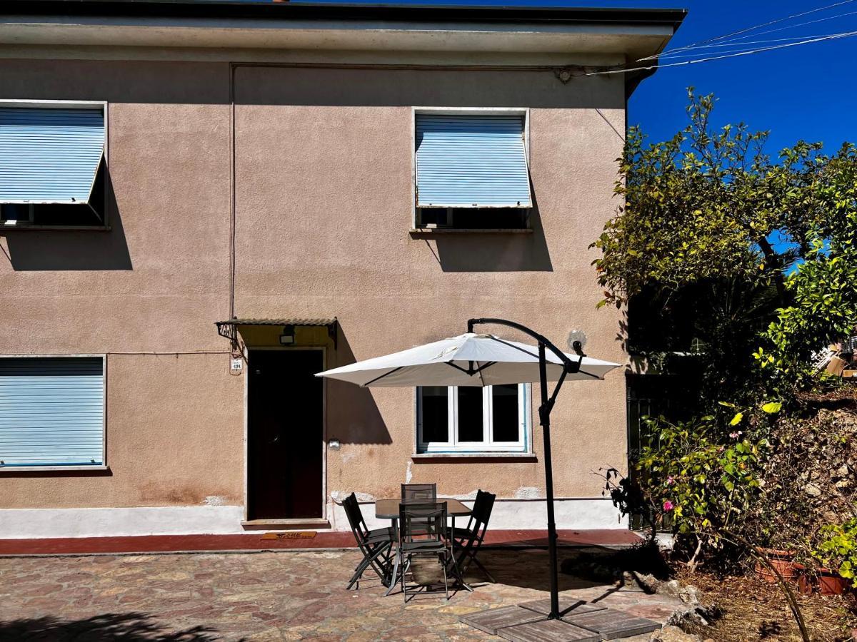 Ferienwohnung Il Giardino Delle Cycas Romito Magra Exterior foto